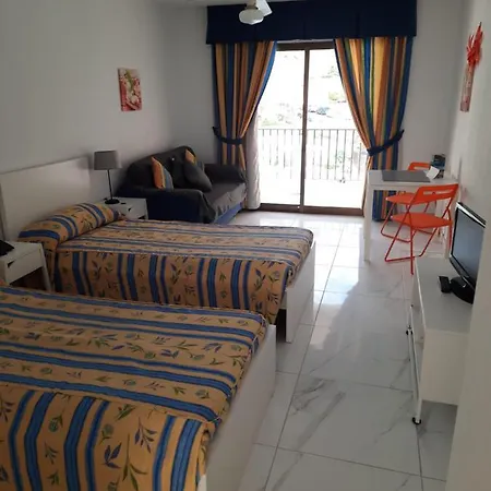 アパートホテル Castle Harbour ロスクリスティアーノス