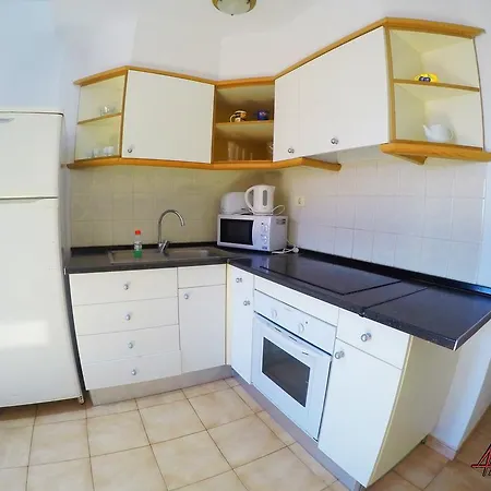 Castle Harbour アパートホテル ロスクリスティアーノス