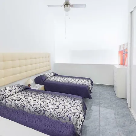 Apartahotel Castle Harbour 2*