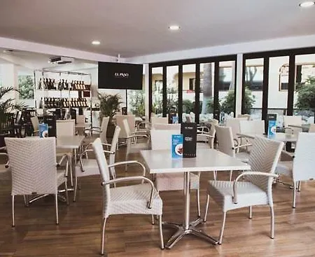 Castle Harbour 2* ロスクリスティアーノス