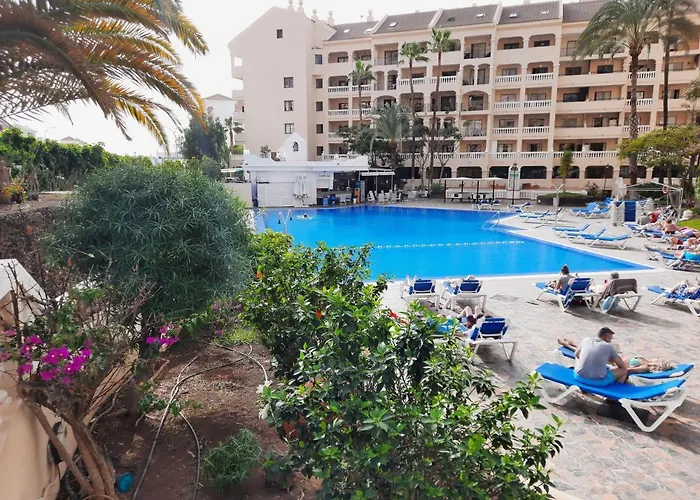 Apartmanhotel Castle Harbour