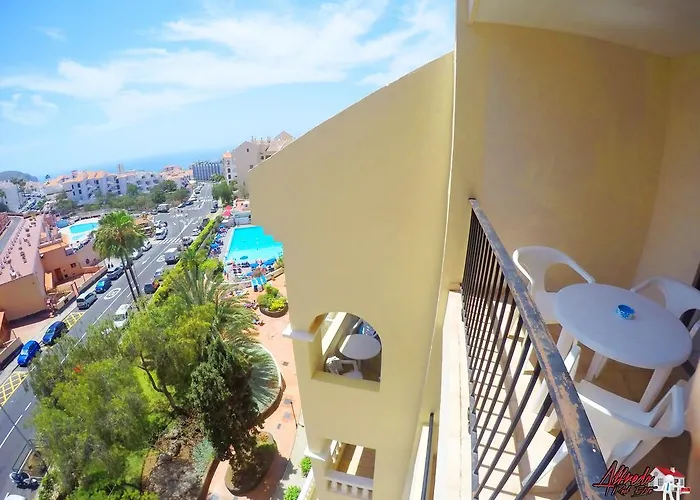 Castle Harbour 2* Лос Кристианос