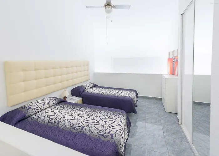 Apartmanhotel Castle Harbour 2*