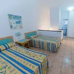 Apartmanhotel Castle Harbour