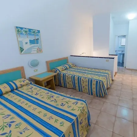 Apartmanhotel Castle Harbour