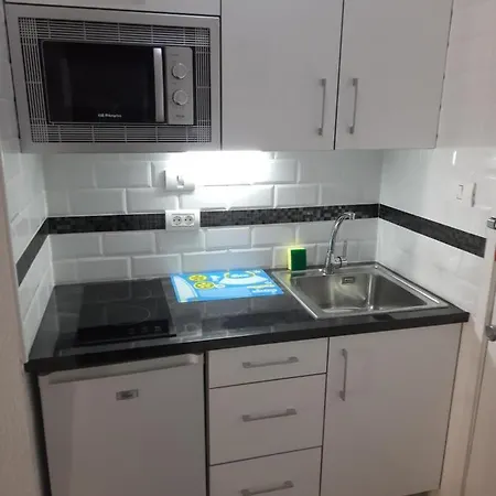 Castle Harbour Apart-hotel