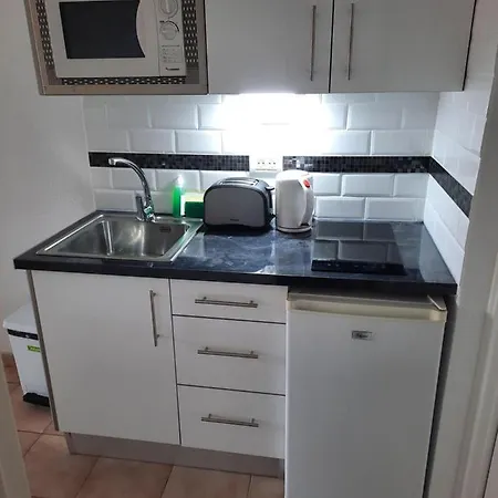 Apart-hotel Castle Harbour Los Cristianos (Tenerife)