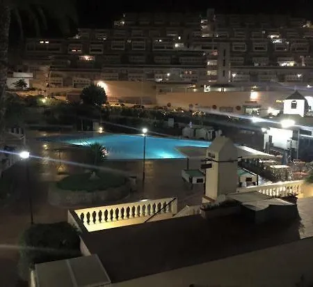 Aparthotel Castle Harbour 3*