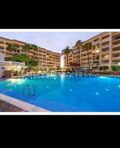 Castle Harbour Aparthotel