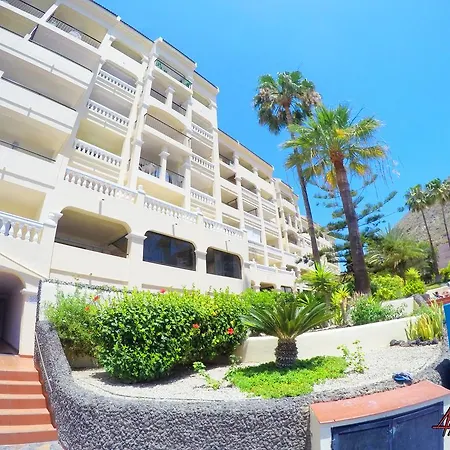 Apartmanhotel Castle Harbour